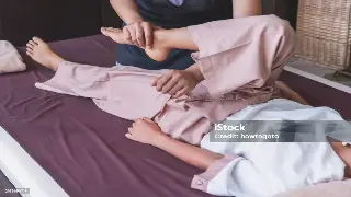不止是洗澡那么简单！揭秘桑拿的千年身世，从古罗马浴场到现代养生之道 海报